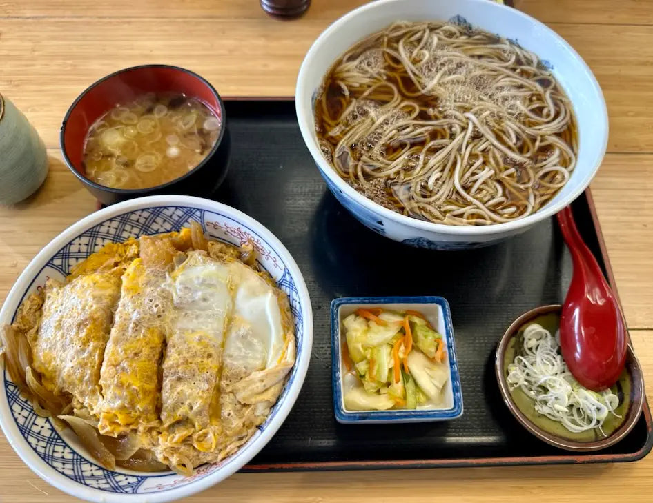 【神奈川県横浜市】創業50年以上人気おそばや｜味奈登庵　大倉山店